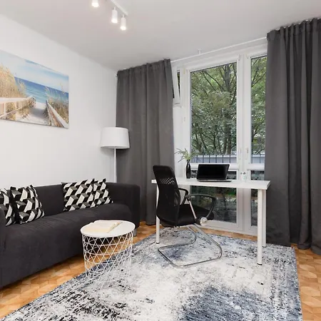 Apartamento Grzybowska By Renters