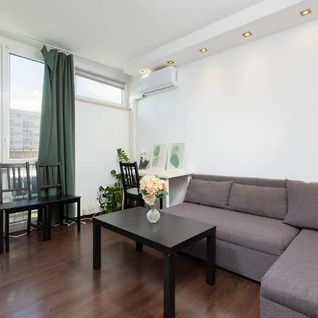 Grzybowska By Renters Apartmán Varšava